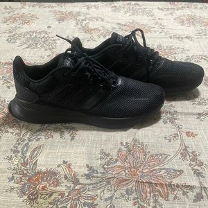 Adidas Runfalcon shoes